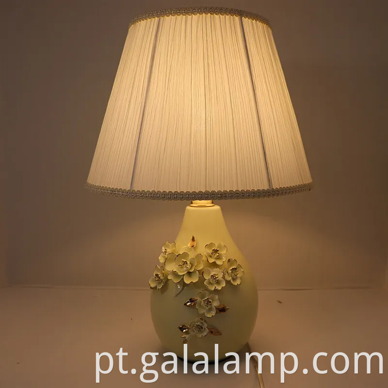 Lvin -de -mesa de cerâmica de ouro elegante para quarto e sala